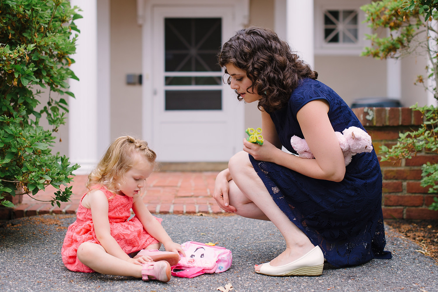 Wellesley College family wedding photo session 25